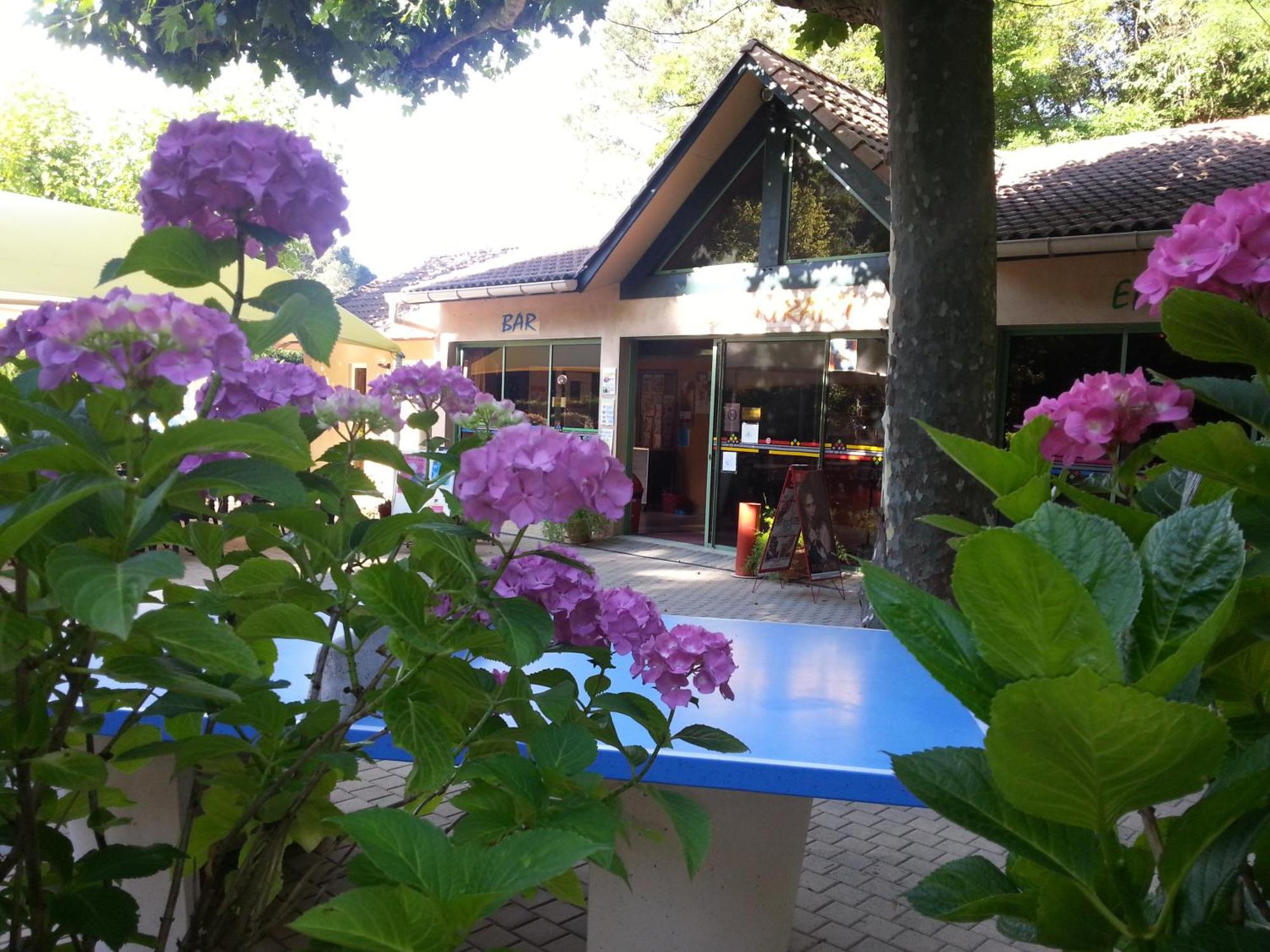 Camping Les Sources Saint-Jean-du-Gard Exterior foto