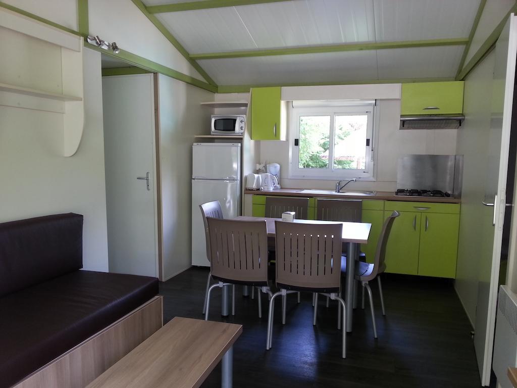 Camping Les Sources Saint-Jean-du-Gard Habitación foto