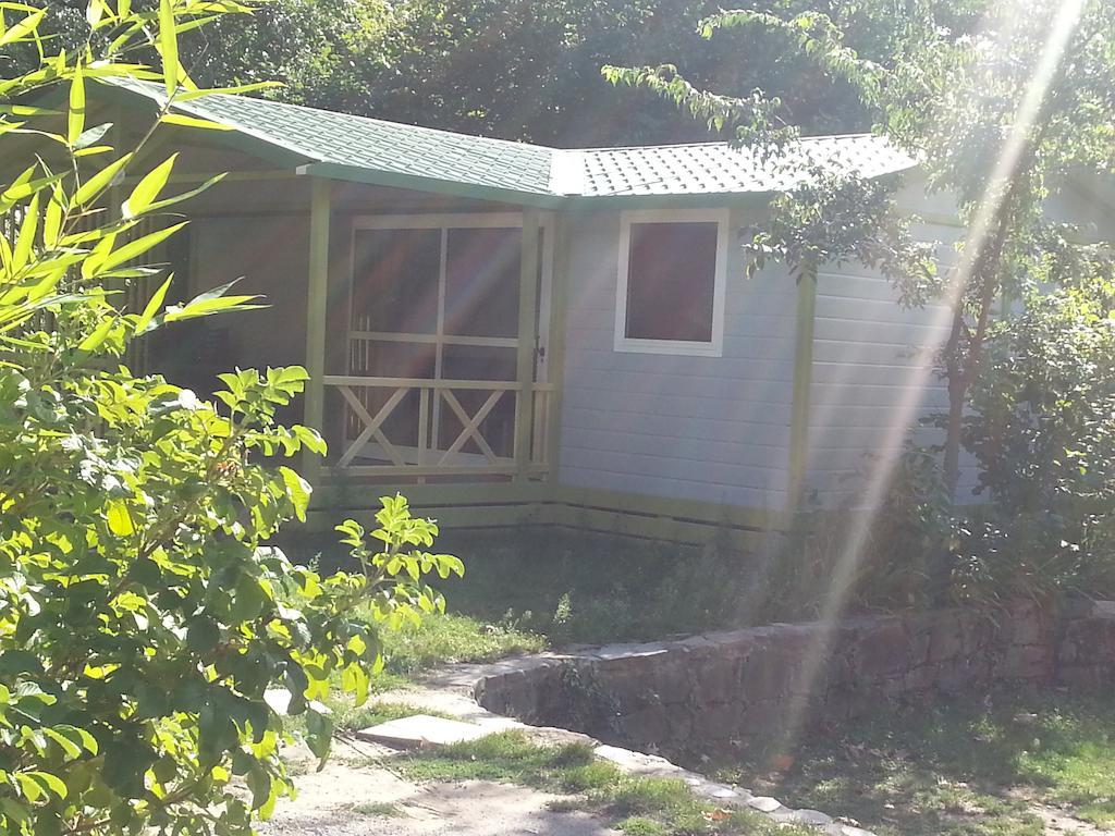 Camping Les Sources Saint-Jean-du-Gard Habitación foto