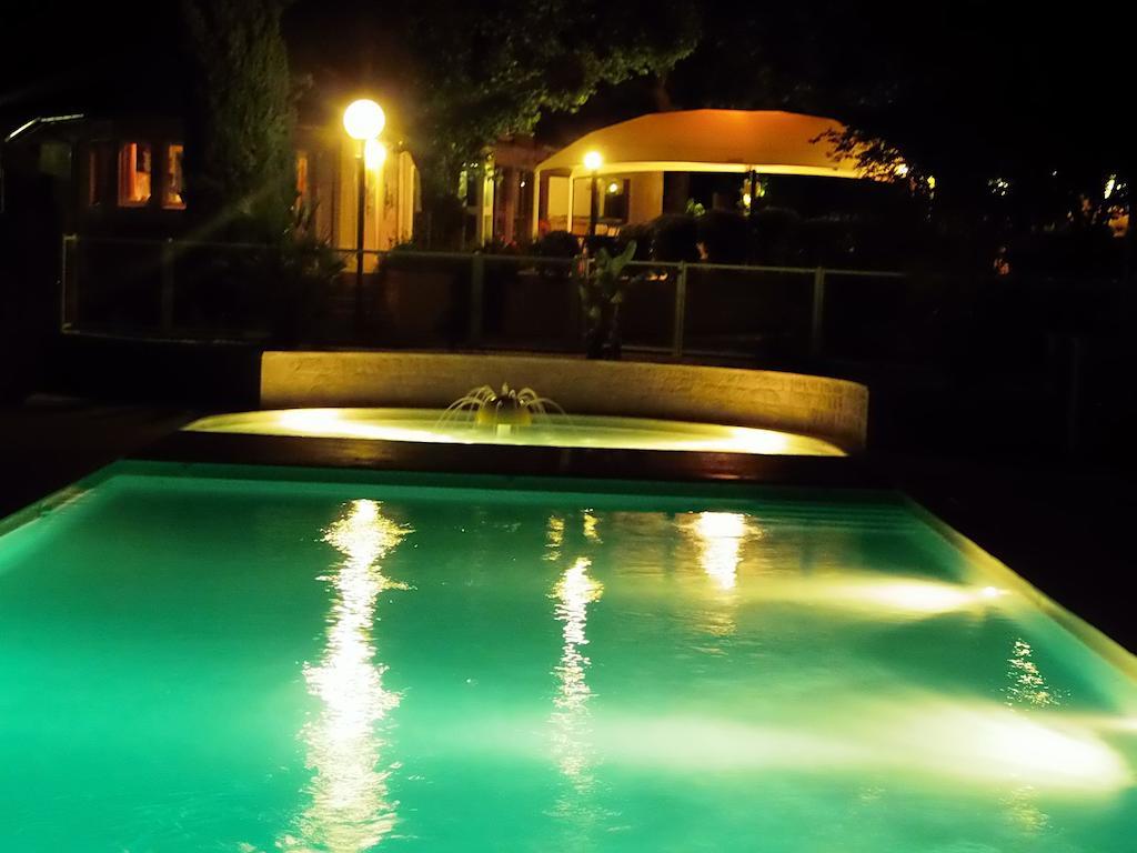 Camping Les Sources Saint-Jean-du-Gard Exterior foto