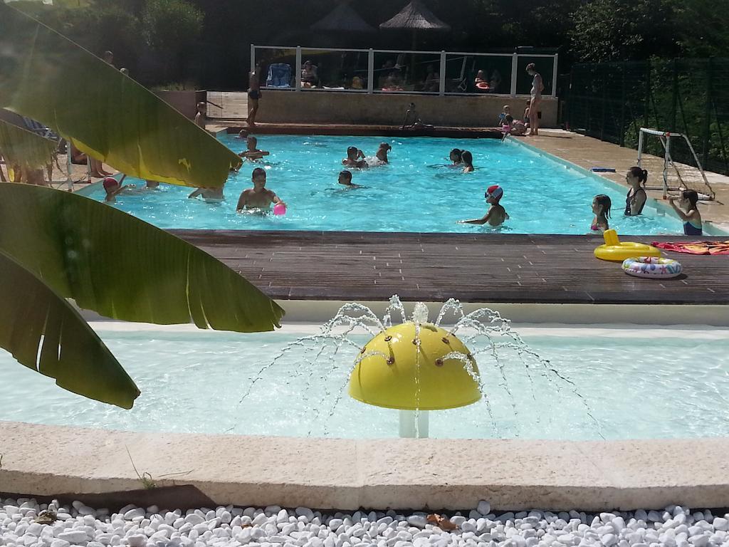 Camping Les Sources Saint-Jean-du-Gard Exterior foto
