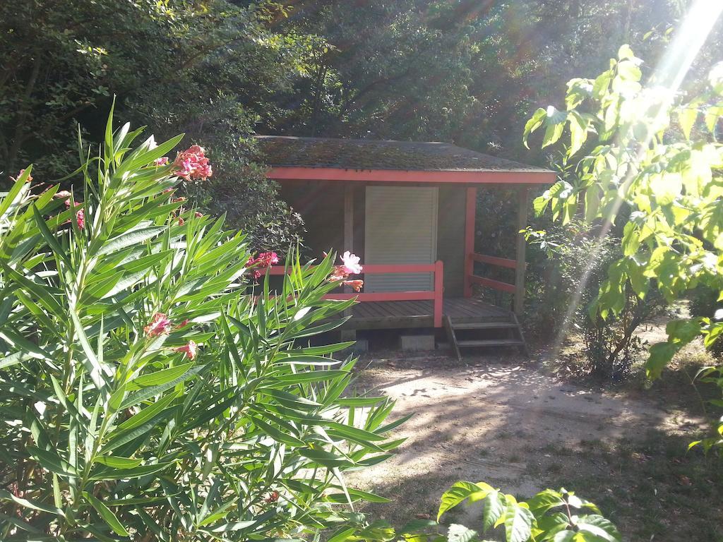 Camping Les Sources Saint-Jean-du-Gard Habitación foto